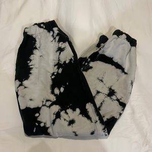 Bleach dye sweatpants